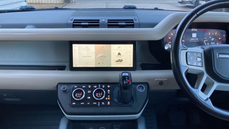 Land Rover Defender 3.0 D300 HSE 110 5dr Auto Diesel Estate